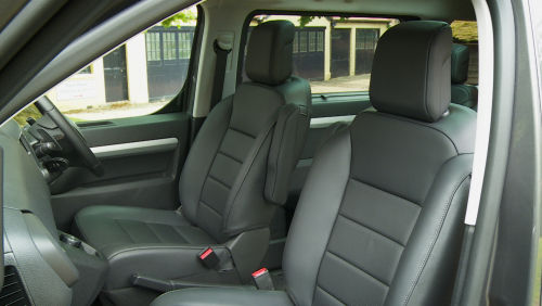 TOYOTA PROACE VERSO DIESEL ESTATE  view 5